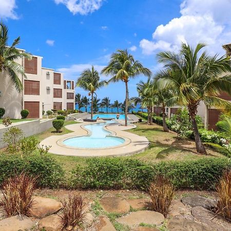 Pierre Bleue Beachfront Villa Flic-en-Flacq 외부 사진