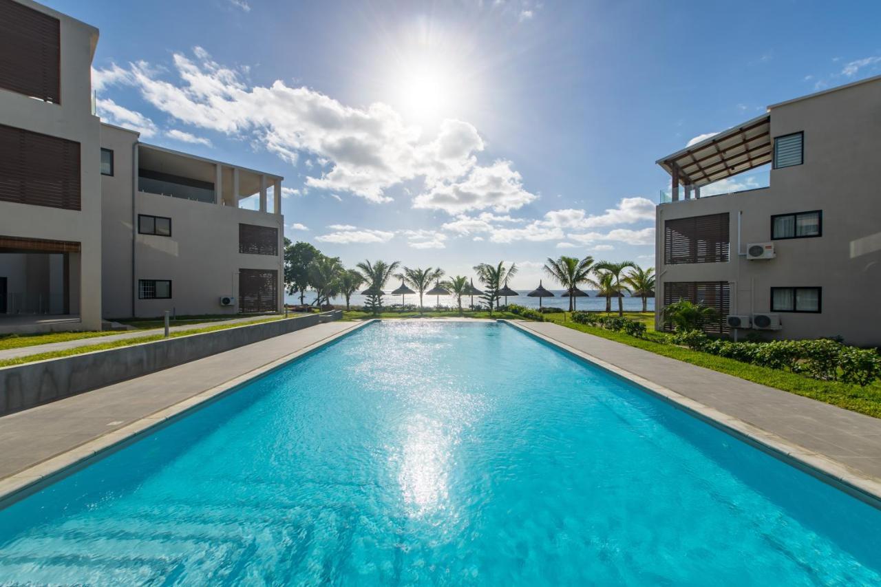 Pierre Bleue Beachfront Villa Flic-en-Flacq 외부 사진