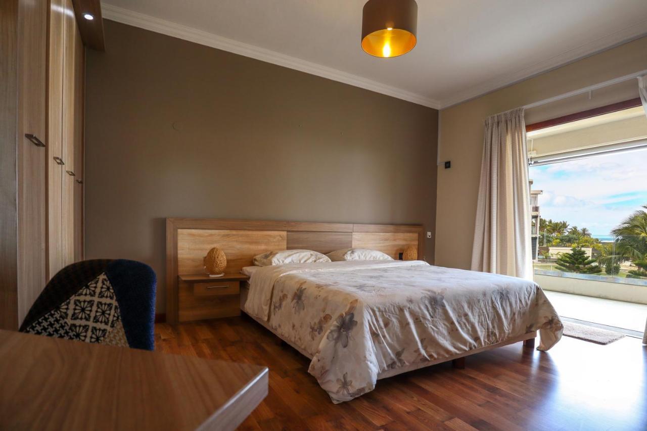 Pierre Bleue Beachfront Villa Flic-en-Flacq 외부 사진