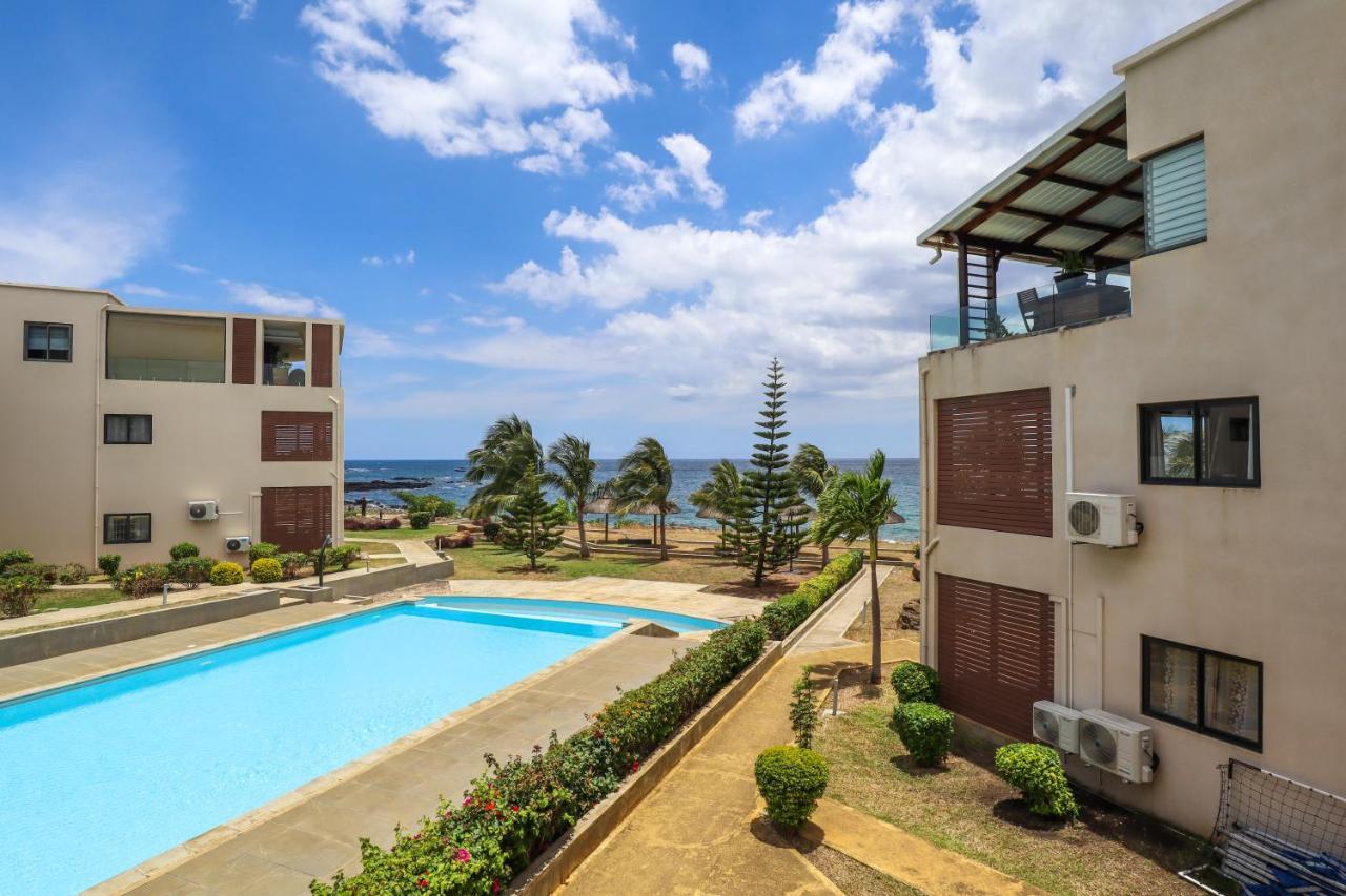 Pierre Bleue Beachfront Villa Flic-en-Flacq 외부 사진